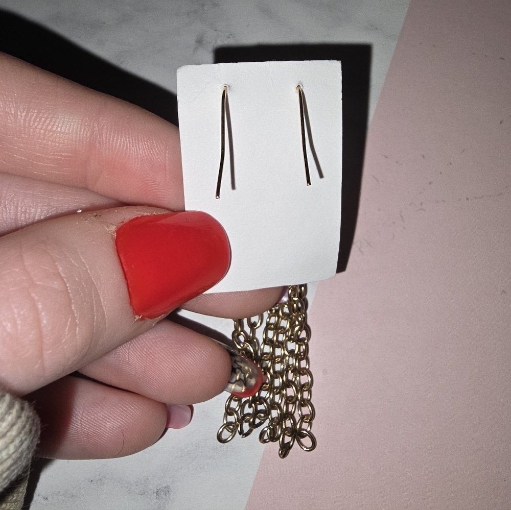 Gold Tassell Chain Dangle Earrings - Picture 4 of 4